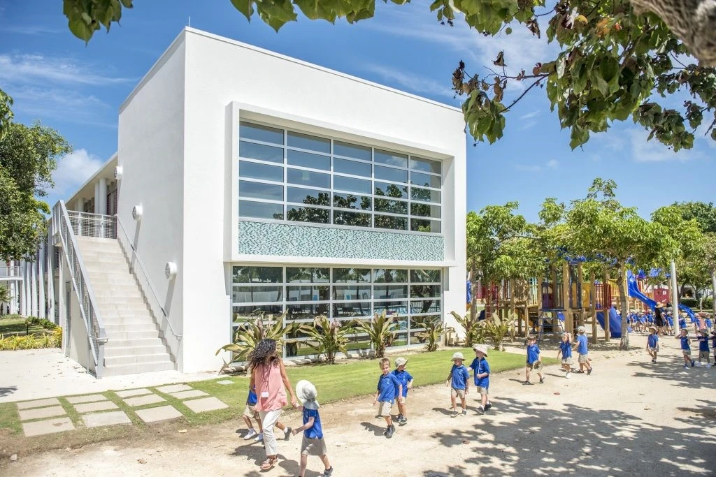 Best school in cayman islands